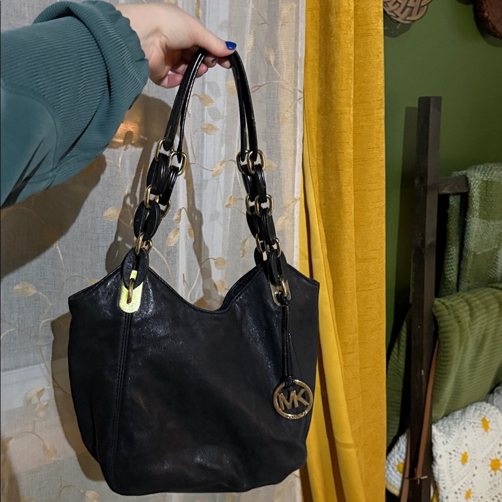Michael Kors Lillie Shoulder Bag